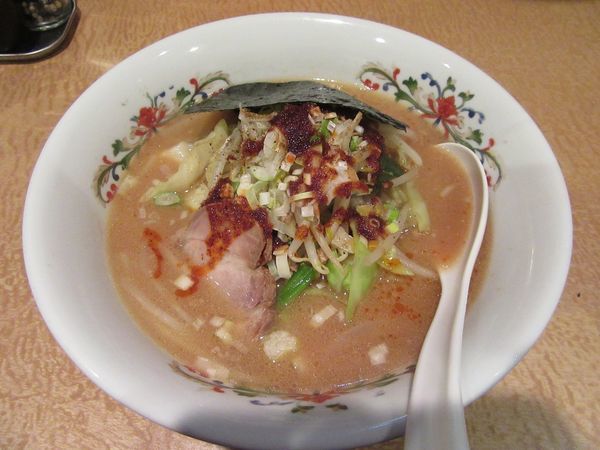 「限定　麻辣味噌タンメン（９００円）＋餃子」@新中華食堂 天海の写真