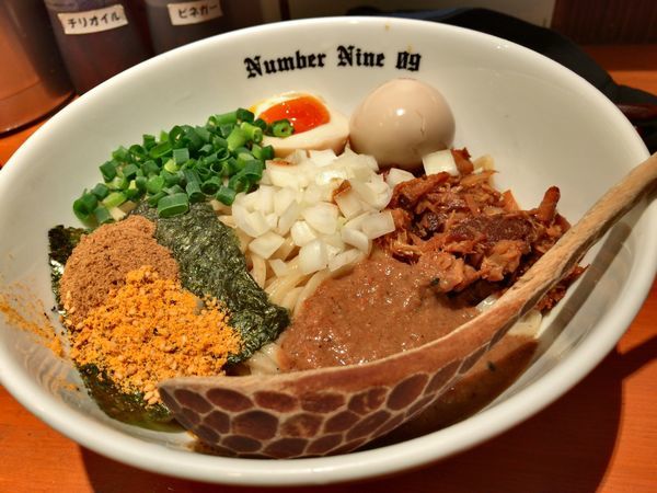 「油そば＋味玉」@麺Dining Number Nine 09の写真