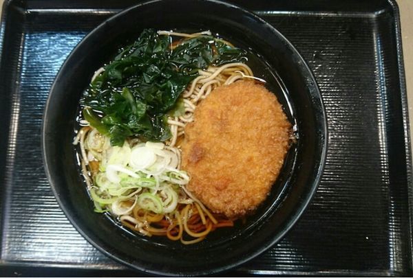「コロッケそば」@名代 富士そば 市川店の写真
