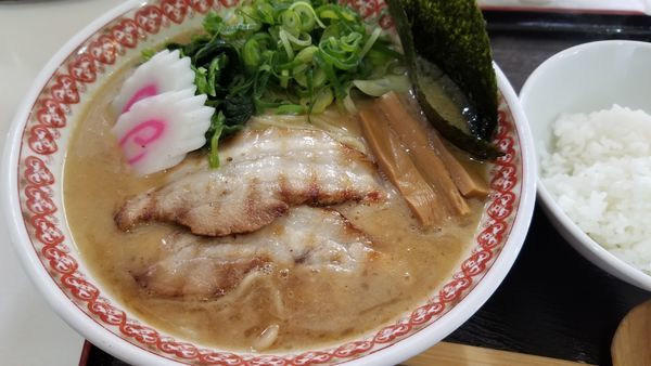 「濃厚魚介拉麺　得盛り」@麺肴ひづき あさのやの写真