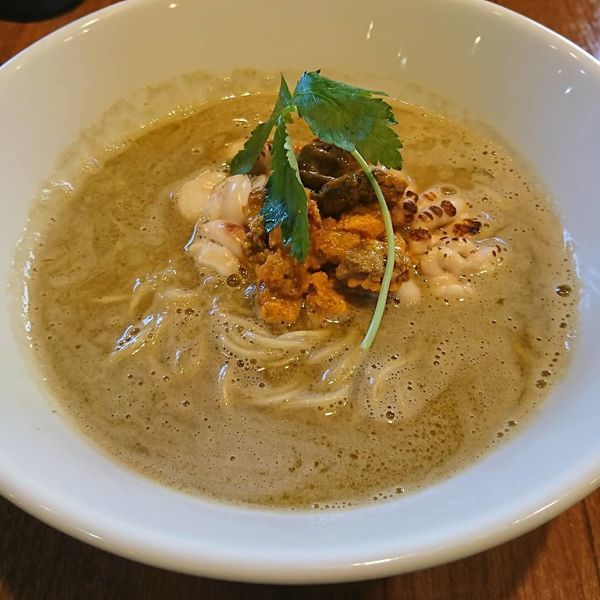 「雲丹と真鱈白子の鶏白湯」@寿製麺よしかわ 川越店の写真