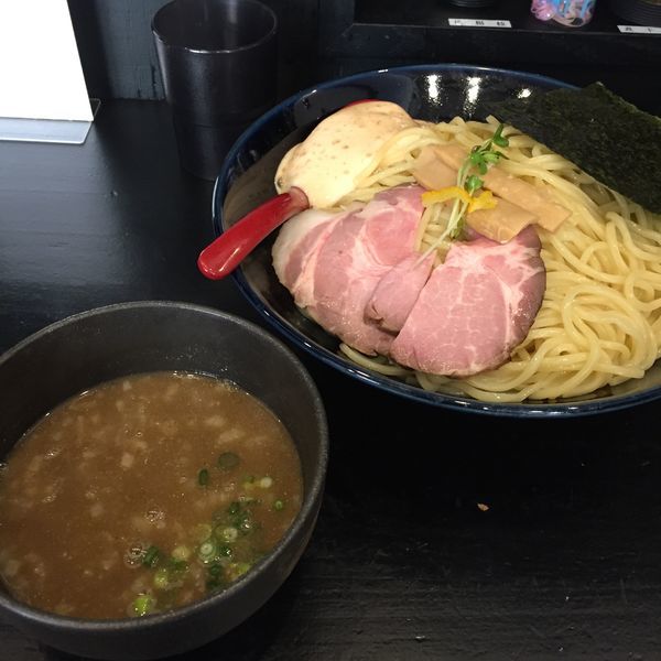 「梅と煮干つけ麺  特盛無料」@麺屋 ちょこざいの写真