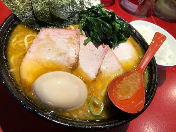 「チャーシューメン大盛+味玉」@厚木家の写真
