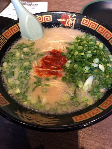 「ラーメン 辛味3倍 ネギ盛」@一蘭 東大宮店の写真