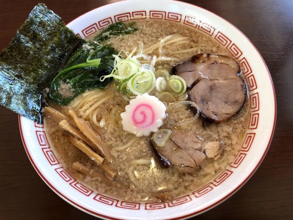 「背脂中華そば（780円）」@麺屋 必道の写真