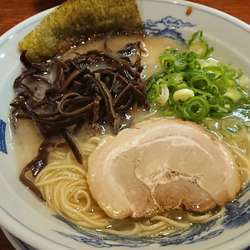 白らぅめん 750円