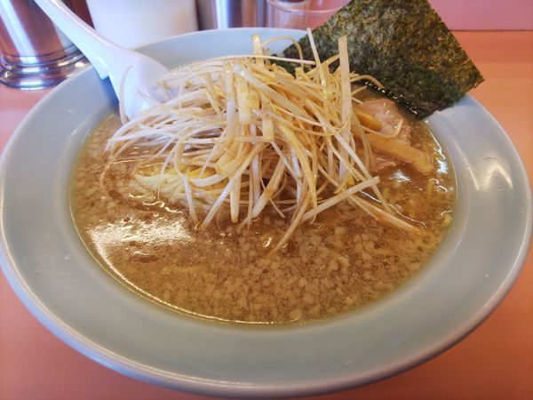 「ネギラーメン700円」@ラーメンショップ 味源 朝霞店の写真