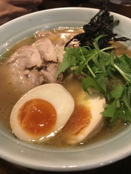 「チャーシューメン➕味玉」@がら屋の写真