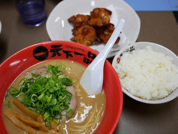「唐揚げ定食、通称K定 麺硬め」@天下一品 錦糸町店の写真