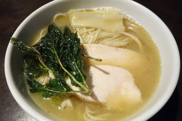 「とろネギ塩らぁめん」@麺者 服部の写真