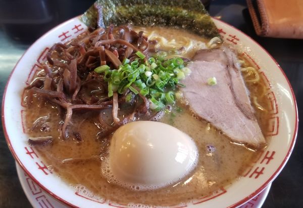 「魚介豚骨」@博多長浜らーめん 六角堂の写真