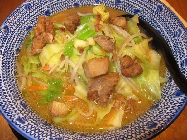 「とんさいらーめん味噌　760円」@麺処直久 新橋店の写真