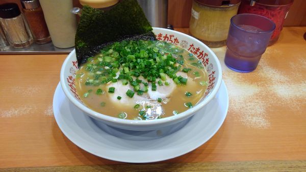 「チャーシュー麺+替玉」@九州大分らぁめん たまがった 西口店の写真