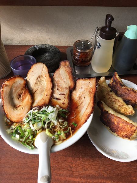 「あぶり焼きチャーシュー麺 850円」@陽気軒の写真