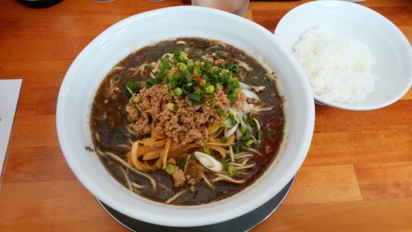 「【限定】黒ごま担々麺(中盛)¥980-＋半ライス¥130-」@栃木中華そば 神志の写真