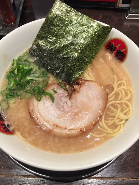 「熟成とんこつ」@光麺 池袋本店の写真