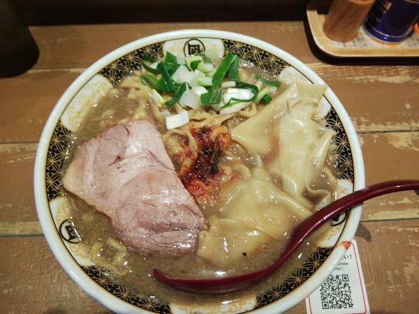 「すごい煮干しラーメン(￥830)」@ラーメン凪 下北沢店の写真