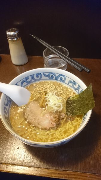 「正油らーめん」@麺からいもんの写真