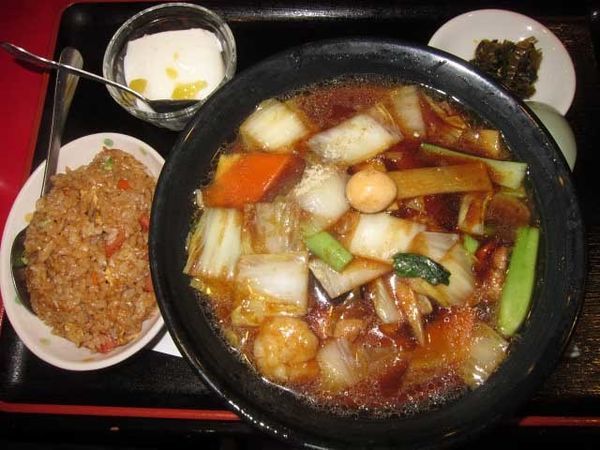 「五目湯麺＋小チャーハン　650円（ランチ）」@花彫酒家の写真