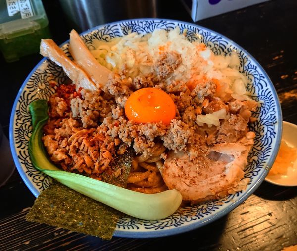 「【限定】担々まぜそば 大 1000円+玉ねぎ+にんにく」@狼煙 〜NOROSHI〜の写真