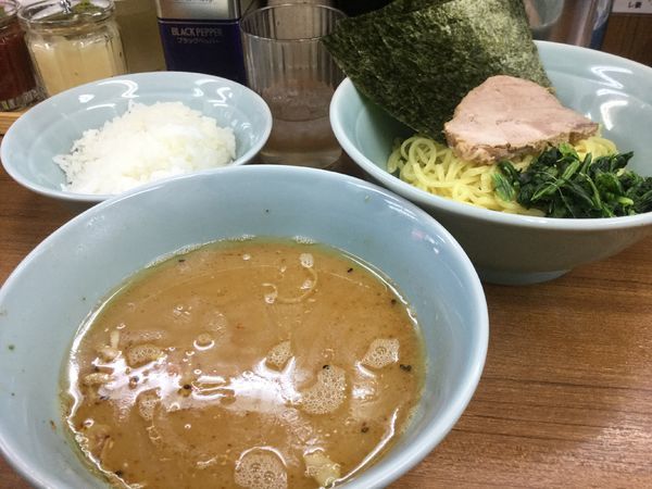 「つけ麺 並650円硬め濃いめ多め」@横浜ラーメン 武蔵家 北千住店の写真
