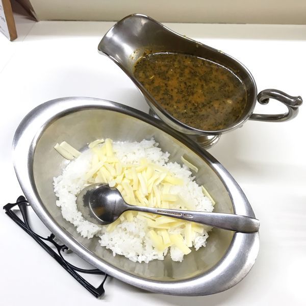 「冬の夜かれー（牡蠣／バジルタイプ）＋チーズ」@かれーの店 うどんの写真