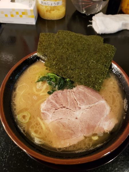 「らーめん」@横浜家系らーめん 山崎家の写真