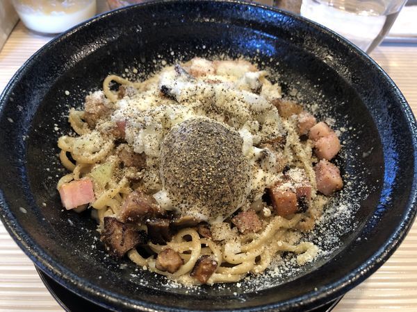 「味噌ボナーラまぜソバ」@ラーメン ポール亭の写真