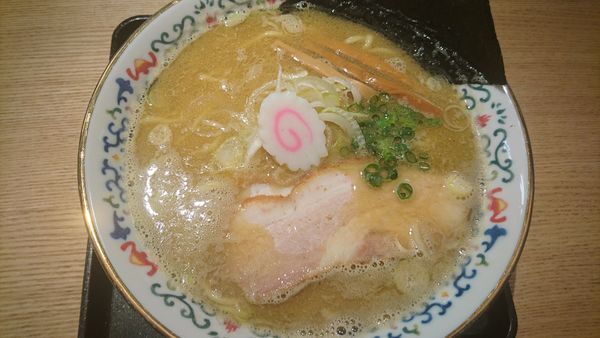 「濃厚煮干しそば」@中華そば 勝本の写真