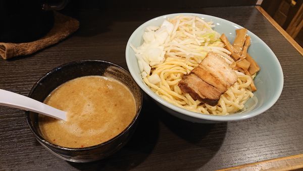 「味噌つけ麺(濃厚豚骨)大盛り」@三鷹食堂いなりの写真