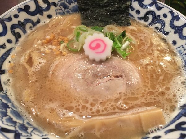 「らー麺」@東京駅 斑鳩の写真