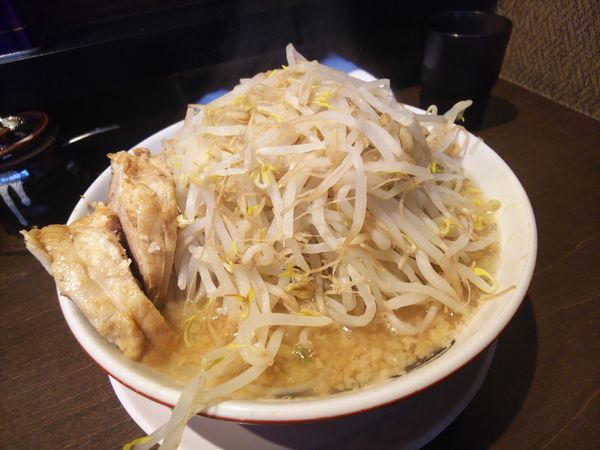 「１００杯無料オープン記念ラーメン」@らーめん男盛の写真