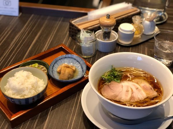 「醤油中華そば」@中華蕎麦 三藤の写真