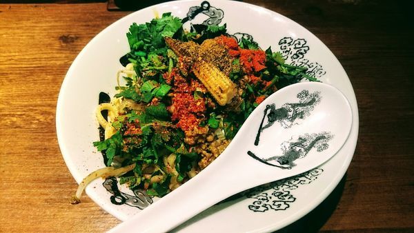 「カラシビまぜそば(カラ増し・シビ増し)＋パクチー･追い飯」@カラシビ味噌らー麺・つけ麺 神田本店の写真