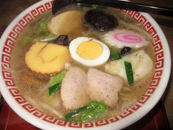 「五目中華ソバ　650円」@さかえやの写真