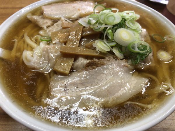 「ワンタン麺大盛り」@森田屋支店 太田店の写真