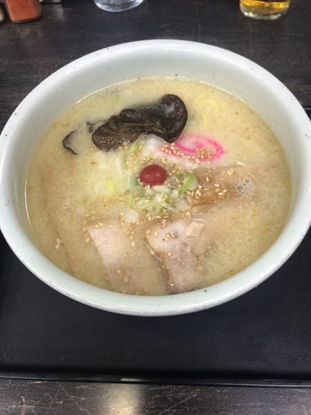 「しおらーめん（820円）」@らーめん 山頭火 旭川本店の写真