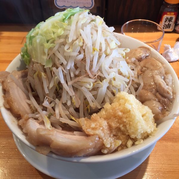 「ミニラーメン+豚１枚」@ラーメン縁次の写真