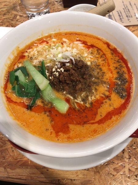 「ごまる担々麺（850円）」@担担麺 ごまる 銀座店の写真