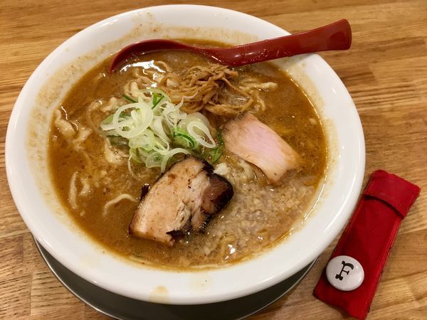 「江戸甘味噌らーめん」@麺や 七彩 八丁堀店の写真