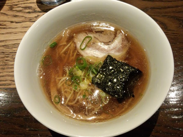 「ミニ醤油らぁ麺570円」@支那そばや 新横浜ラーメン博物館店の写真