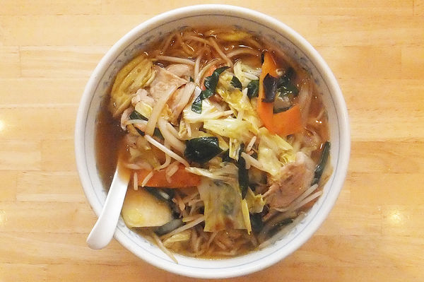 「美保野ポークの肉野菜ラーメン1.5玉」@ぎょうざの満洲 せんげん台駅店の写真