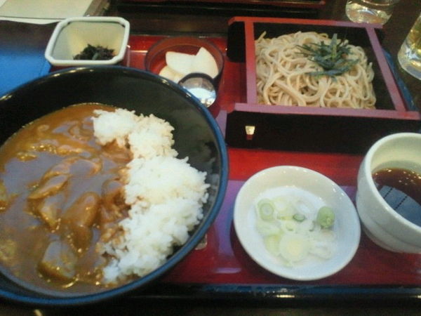 「カレー丼ミニ蕎麦セット 700円」@そば処 丸松の写真