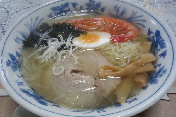 「特選手打ち塩ラーメン」@ま心えんどうの写真