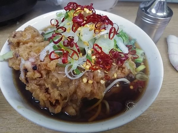 「ジャンボゲソそば」@一由そば 日暮里店の写真