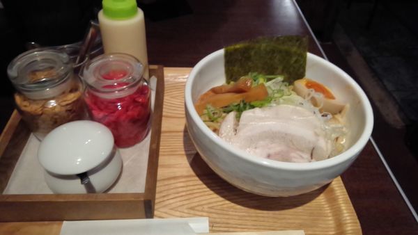 「まぜそば800円大盛無料」@麺屋 冽の写真