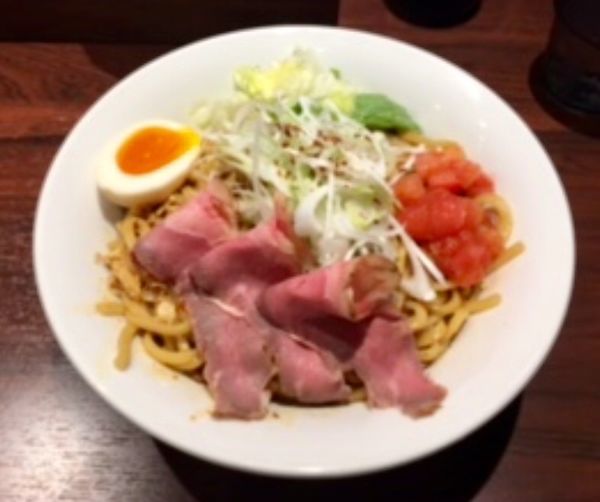 「牛の旨辛まぜそば」@牛骨らーめん 牛王の写真