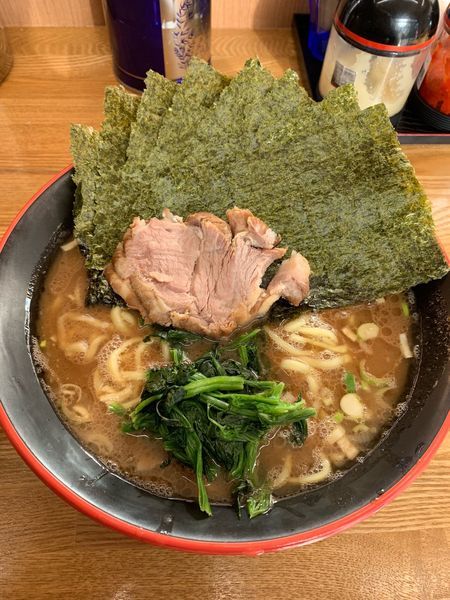 「ラーメン大盛、のり増し、固め」@麺家 紫極の写真