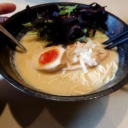 白胡麻と豆乳のラーメン+豚の柔らか煮のタレご飯