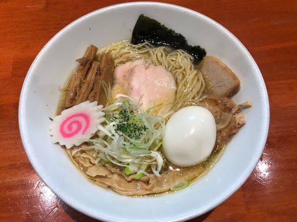 「特製淡麗中華そば 1,030円」@中華そば 輝羅の写真